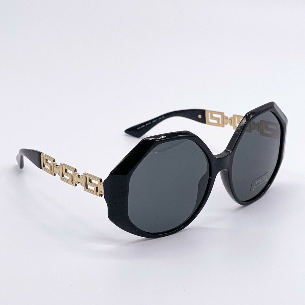 Sale! Versace Black 59mm Sunglasses! w/ box